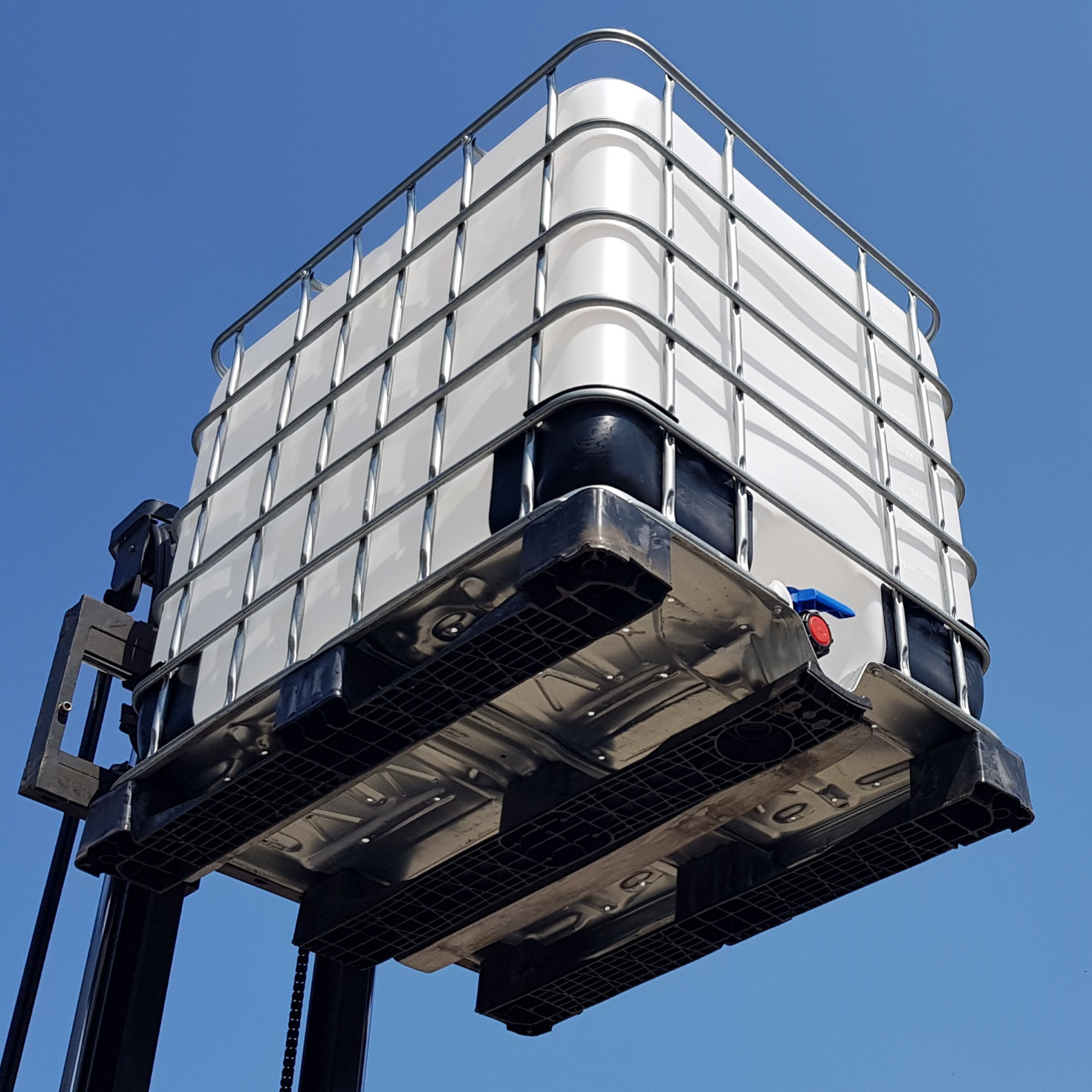 1000l IBC Container Wassertank Stahlwanne GESPÜLT GFK Kunststoffpalette